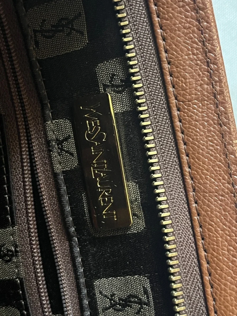 Yves Saint Laurent Tan Leather Zip Clutch with Gold Hardware - Picture 3 of 13